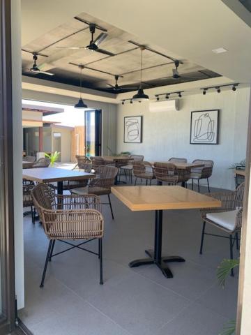 The Grey Inn Sarog Ngoại thất bức ảnh